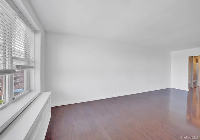 3rd image of 700 Shore Rd #5M, Long Beach, NY 11561 | MLS# 1015943