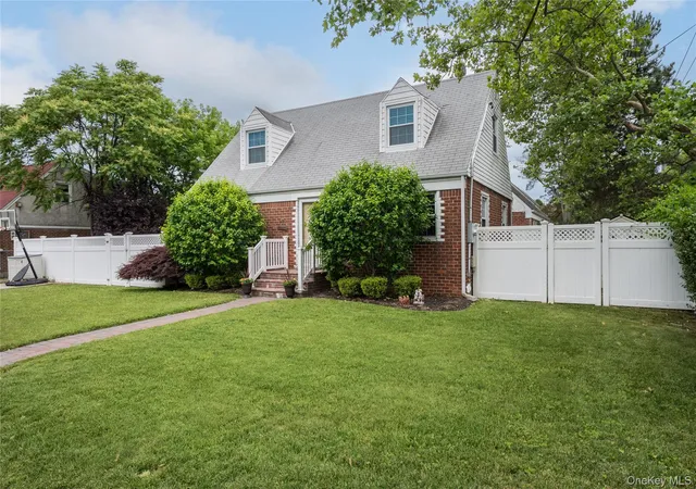 Photo 2 of Sale Pending at 1030 North Dr, Hempstead, NY 11566 | MLS# 1015953 | Listing updated on 2026-08-07