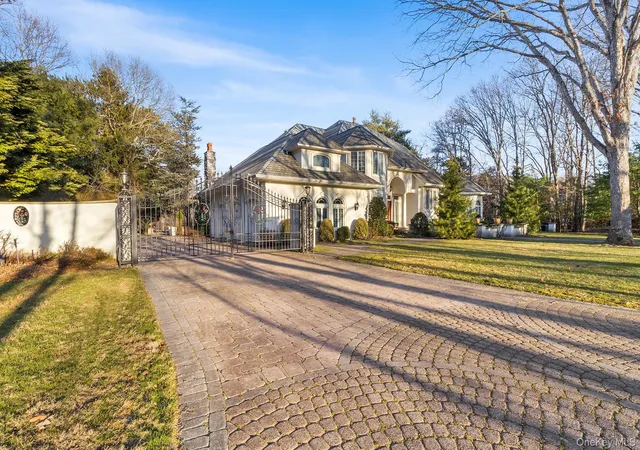 4th image of 139 Private Rd, East Patchogue, NY 11772 | MLS# 1015962