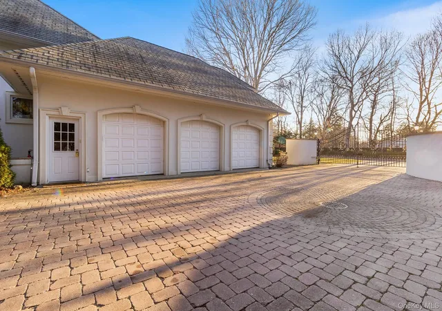 5th image of 139 Private Rd, East Patchogue, NY 11772 | MLS# 1015962