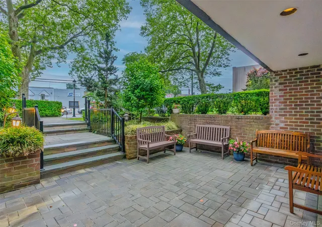 Homes for sale in Hempstead, NY | 16 Main St #3V, Hempstead, NY 11518 | MLS# 1015971