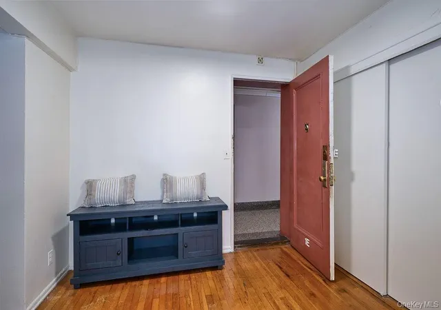 5th image of 77 Bronx River Rd #1E, Yonkers, NY 10704 | MLS# 1015983