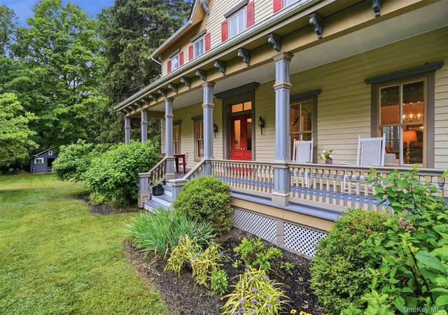 Homes for sale in Warwick (town), NY | 315 Bellvale Lakes Rd, Warwick (town), NY 10990 | MLS# 1016008