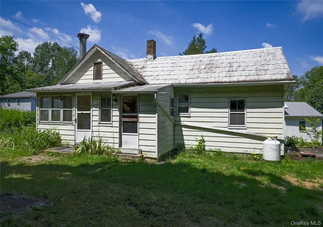 Homes for sale in Warwick (town), NY | 11 Little Brooklyn Rd, Warwick (town), NY 10990 | MLS# 1016011