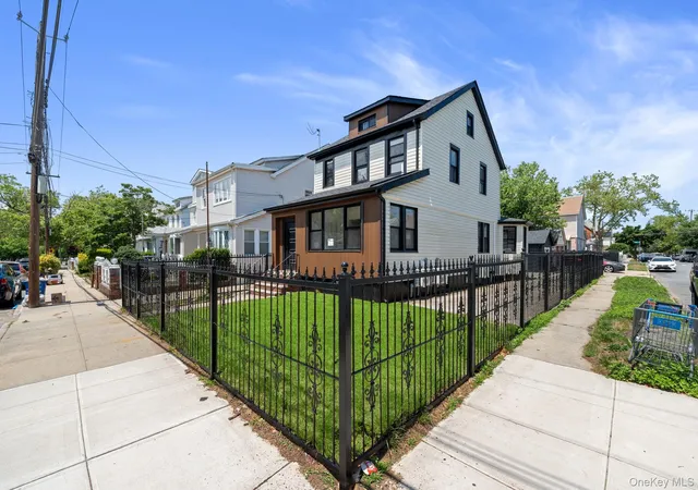 11th image of 24029 145th Ave, New York, NY 11422 | MLS# 1016061