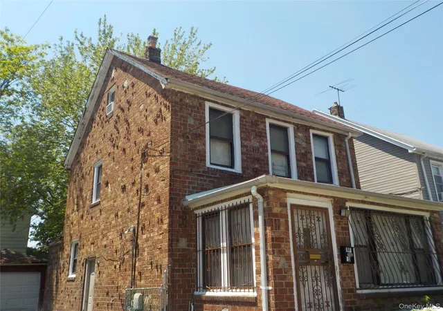 Photo 2 of Sale Pending at 11342 194th Street, Saint Albans, NY 11412 | MLS# 1016071 | Listing updated on 2026-09-14