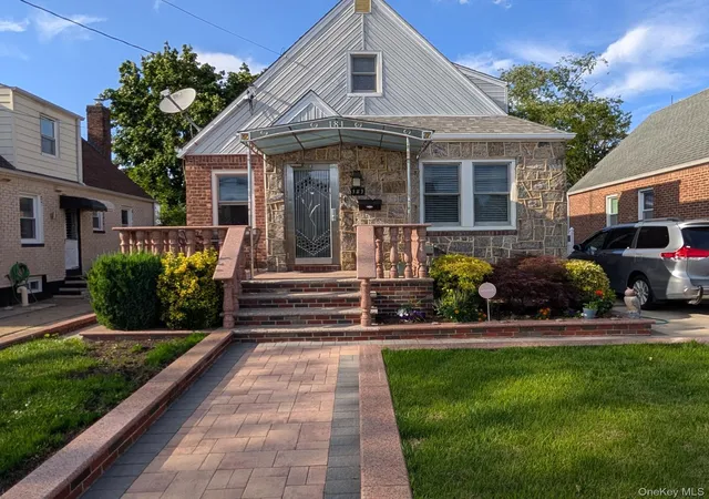 1st image of 181 Beech St, Hempstead, NY 11580 | MLS# 1016073