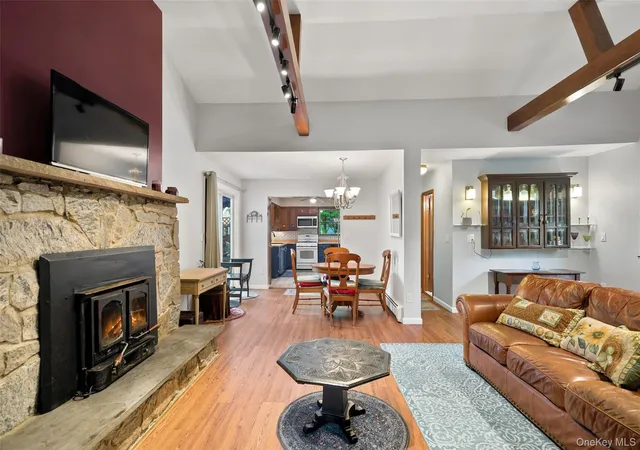 4th image of 9 Starview Ave, Putnam Valley, NY 10579 | MLS# 1016076
