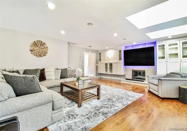 5th image of 2775 Barbara Rd, Hempstead, NY 11710 | MLS# 1016078