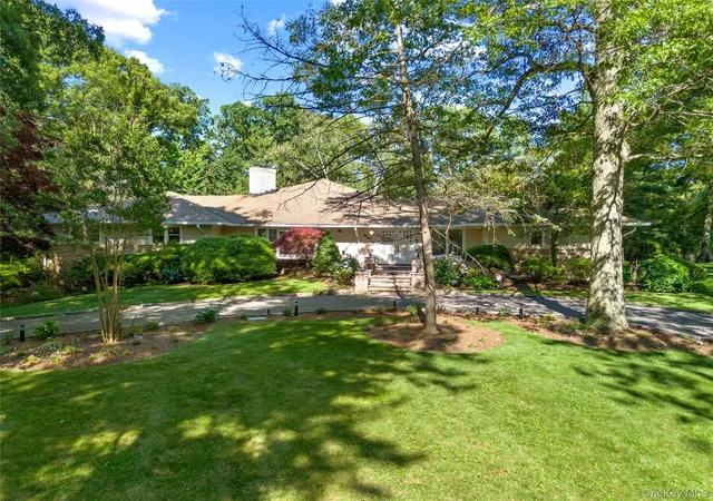 Photo 1 of Single family home for sale at 249 Glen Cvs Rd, North Hempstead, NY 11568 | MLS# 1016084 | Listing updated on 2026-09-06