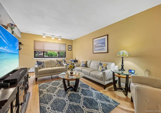 1st image of 3 W Lawrence Park Dr #3, Orangetown, NY 10968 | MLS# 1016088