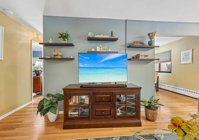 Photo 5 of Condo for sale at 3 W Lawrence Park Dr #3, Orangetown, NY 10968 | MLS# 1016088 | Listing updated on 2026-09-05