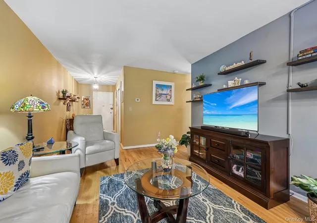Photo 4 of Condo for sale at 3 W Lawrence Park Dr #3, Orangetown, NY 10968 | MLS# 1016088 | Listing updated on 2026-09-05