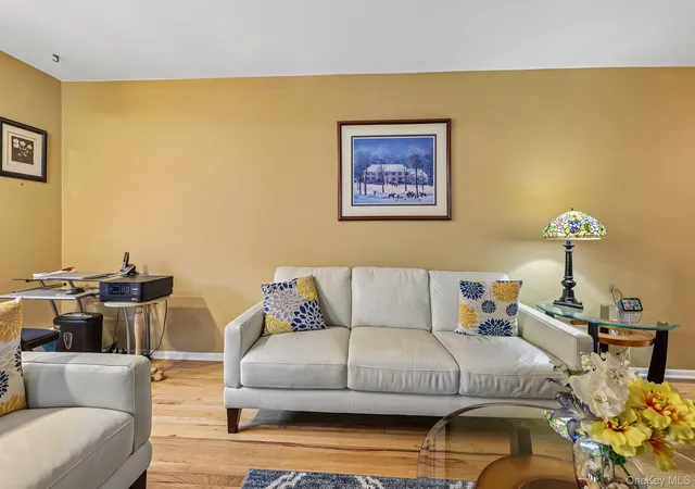 Photo 3 of Condo for sale at 3 W Lawrence Park Dr #3, Orangetown, NY 10968 | MLS# 1016088 | Listing updated on 2026-09-05