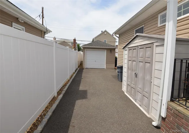 3rd image of 2698 Rosebud Ave, Hempstead, NY 11566 | MLS# 1016090