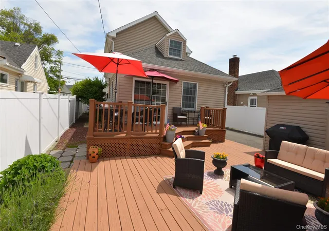 4th image of 2698 Rosebud Ave, Hempstead, NY 11566 | MLS# 1016090