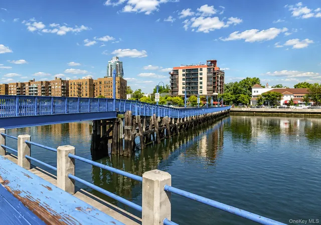 5th image of 2550 E 11Th St, Brooklyn, NY 11235 | MLS# 1016094
