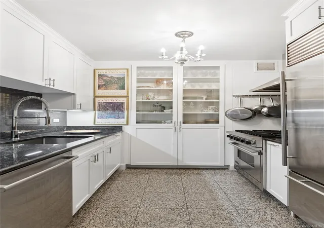 Homes for sale in New York, NY | 170 E 87Th St #E5FG, New York, NY 10128 | MLS# 1016095