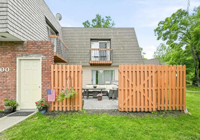 2nd image of 100 Laudaten Wy, Warwick, NY 10990 | MLS# 1016101