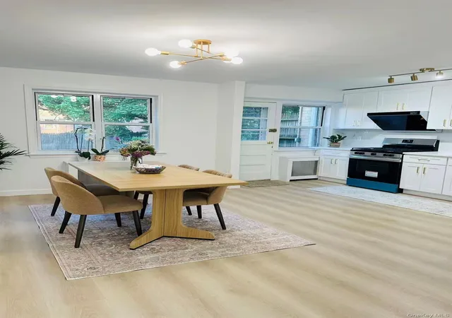 Photo 4 of Sale Pending at 5815 205th Street, New York, NY 11364 | MLS# 1016104 | Listing updated on 2026-08-23