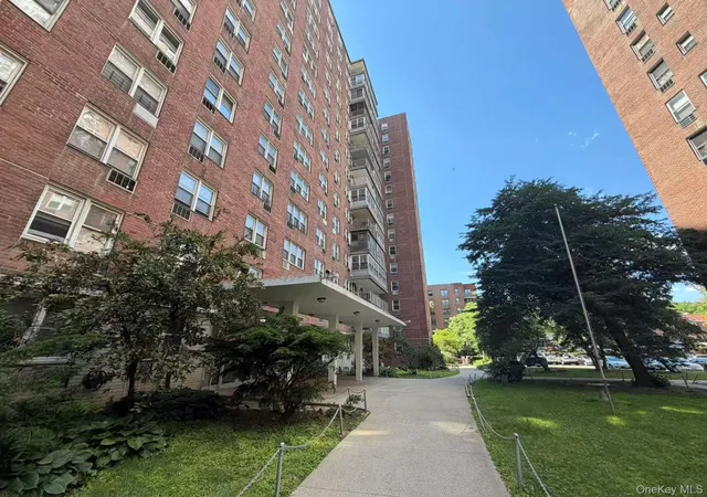 4th image of 138-10 Franklin Ave #12D, Flushing, NY 11355 | MLS# 1016106