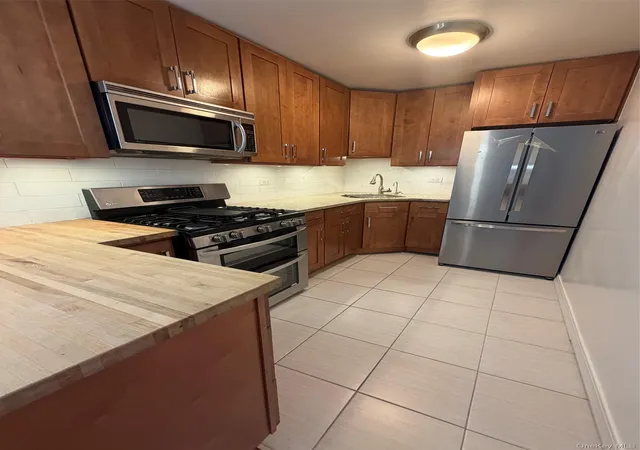 Homes for sale in New York, NY | 3636 Fieldston Rd #3L, New York, NY 10463 | MLS# 1016109