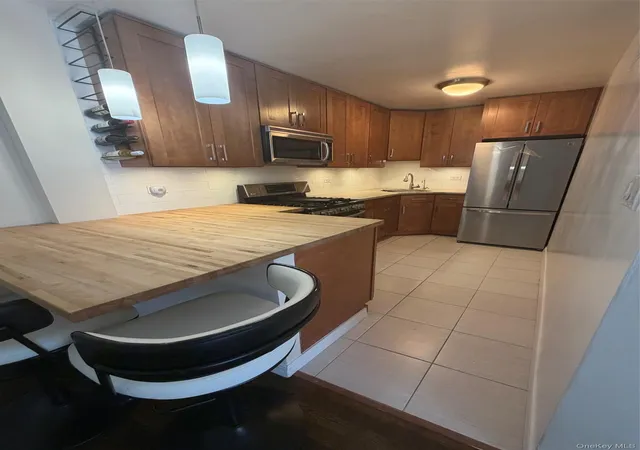 Homes for sale in New York, NY | 3636 Fieldston Rd #3L, New York, NY 10463 | MLS# 1016109