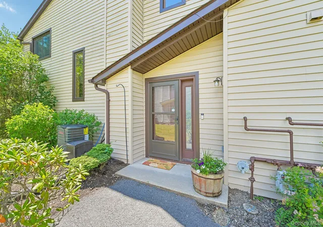 Homes for sale in Chester Town, NY | 174 Eagleton Dr, Chester Town, NY 10950 | MLS# 1016117