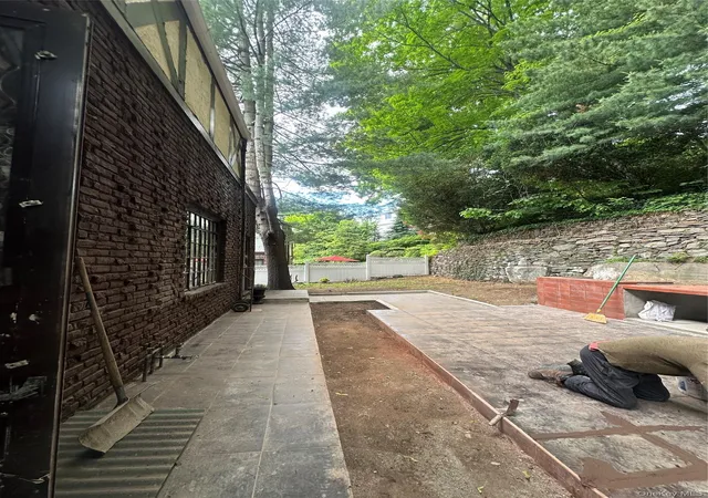 5th image of 55 Brookdale Dr, Yonkers, NY 10710 | MLS# 1016140