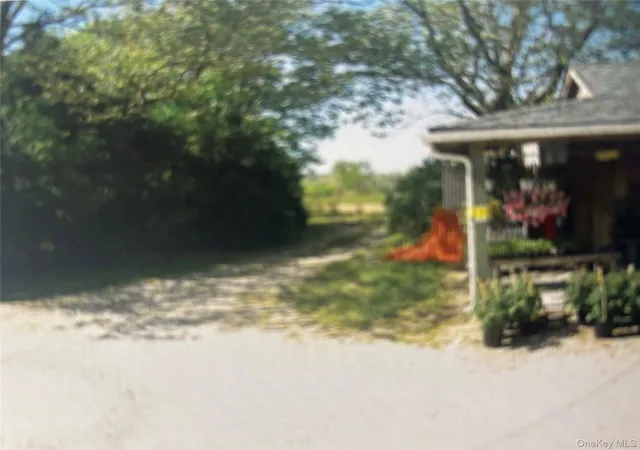 2nd image of 4042 Sound Ave, Riverhead, NY 11901 | MLS# 1016165
