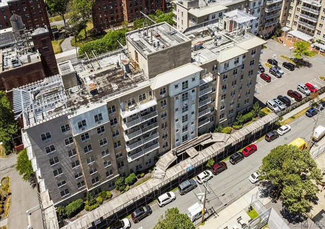 2nd image of 221 Bch 80Th St, Rockaway Beach, NY 11693