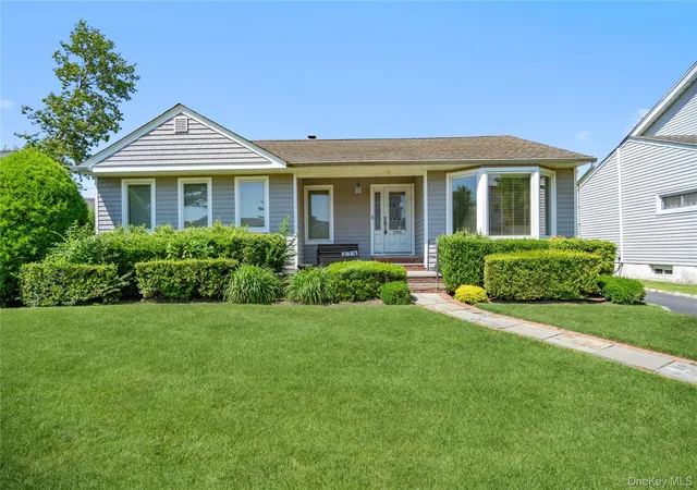 Photo 1 of Sale Pending at 678 Carlyle Ave, Franklin Square, NY 11010 | MLS# 1016215 | Listing updated on 2026-07-08
