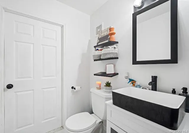 Listing Photo 4 - Condo for sale in building located at 2664 Miles Ave, New York, NY 10465 - Unit #OO1