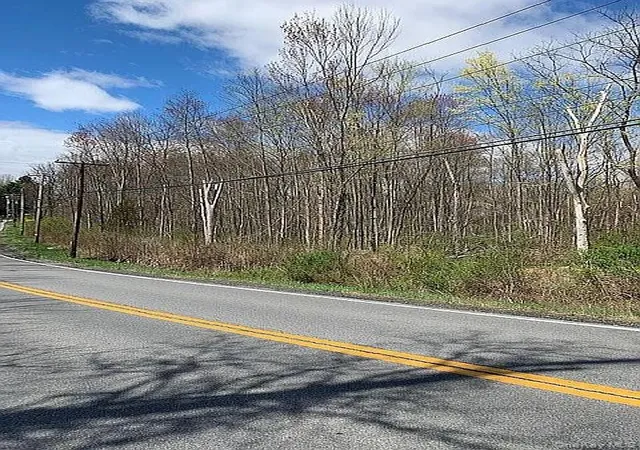 3rd image of 1 Middlebush Rd, Wappingers Falls, NY 12590 | MLS# 1016247