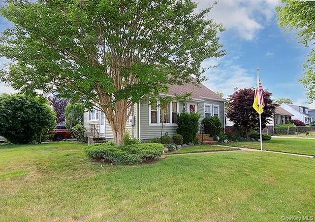 Photo 2 of Single family home for sale at 100 Laux Pl, Hempstead, NY 11710 | MLS# 1016254 | Listing updated on 2026-08-02