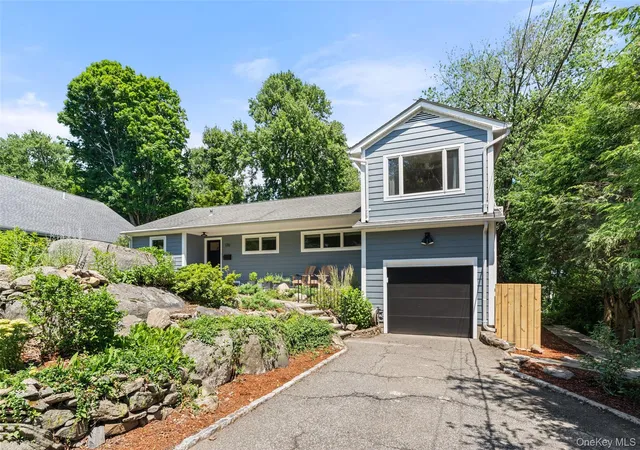 Homes for sale in Greenburgh, NY | 170 Crest Dr, Greenburgh, NY 10591 | MLS# 1016265