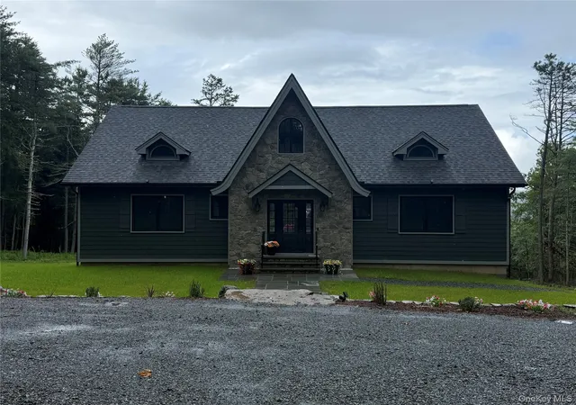 Photo 4 of Single family home for sale at 300 Van Tuyl Rd, Lumberland, NY 12719 | MLS# 1016275 | Listing updated on 2026-08-10