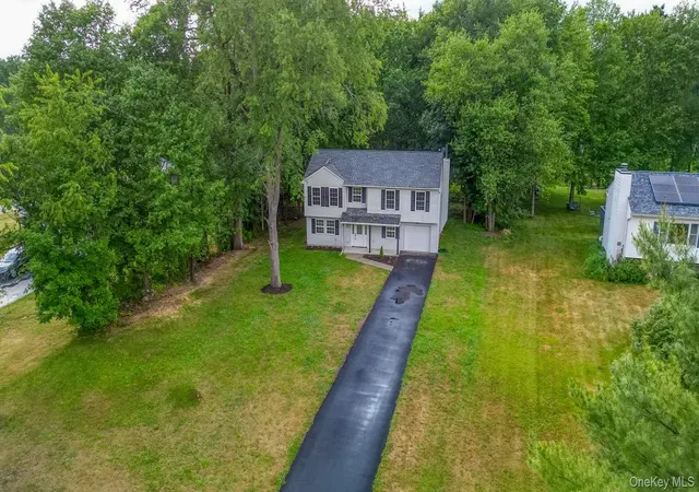 2nd image of 30 Kayleigh Dr, New Paltz, NY 12561 | MLS# 1016283