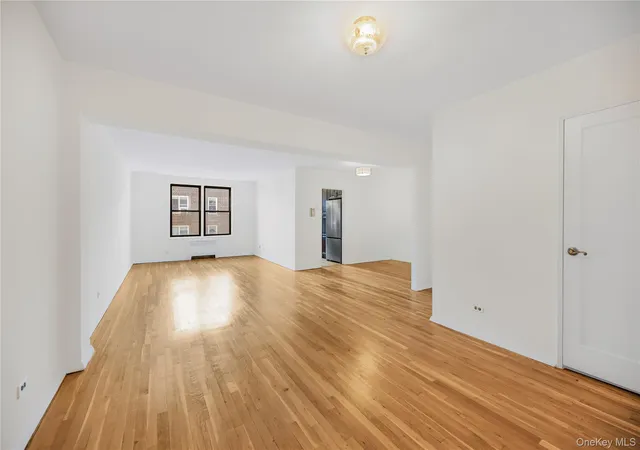 3rd image of 525 W 235Th St #6E, New York, NY 10463 | MLS# 1016305