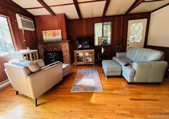 Photo 4 of Single family home for sale at 9 Cardiff Ln, Rock Hill, NY 12775 | MLS# 1016329 | Listing updated on 2026-08-23