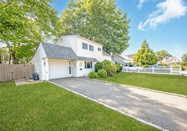 Homes for sale in Hempstead, NY | 201 Cypress Ln W, Hempstead, NY 11590 | MLS# 1016335