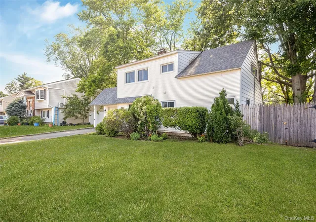 Homes for sale in Hempstead, NY | 201 Cypress Ln W, Hempstead, NY 11590 | MLS# 1016335