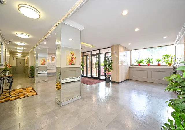 Homes for sale in New York, NY | 84-70 129Th St #6C, New York, NY 11415 | MLS# 1016350