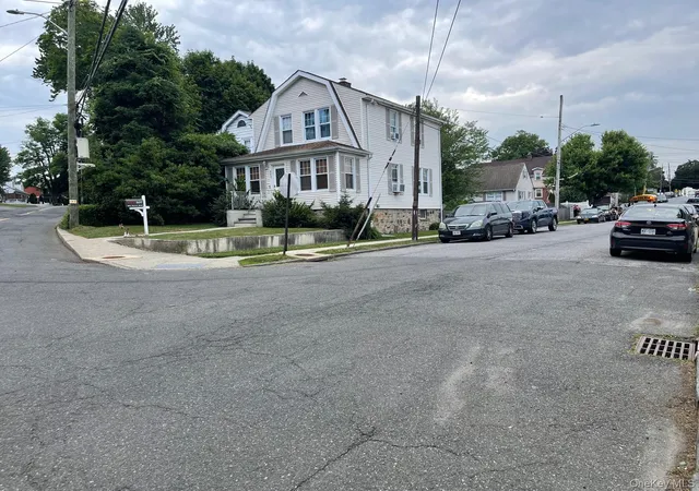 Photo 1 of Single family home for sale at 507 Mile Sq Rd, Yonkers, NY 10701 | MLS# 1016355 | Listing updated on 2026-09-05