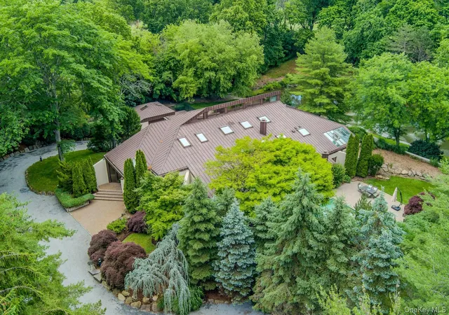 Homes for sale in Scarsdale, NY | 41 Murray Hill Rd, Scarsdale, NY 10583 | MLS# 1016358