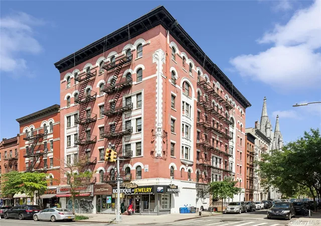 Homes for sale in New York, NY | 157 West 123 Street, New York, NY 10027 | Houzeo