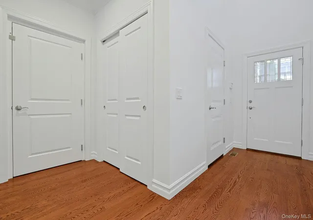 2nd image of 15 Hidden Ridge Ct, Scarsdale, NY 10583 | MLS# 1016363