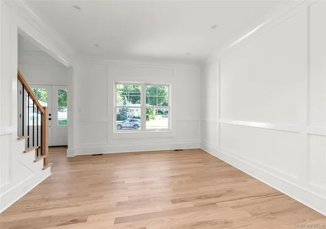 Photo 3 of Single family home for sale at 23 Garden Cir, Oyster Bay, NY 11791 | MLS# 1016366 | Listing updated on 2026-10-04