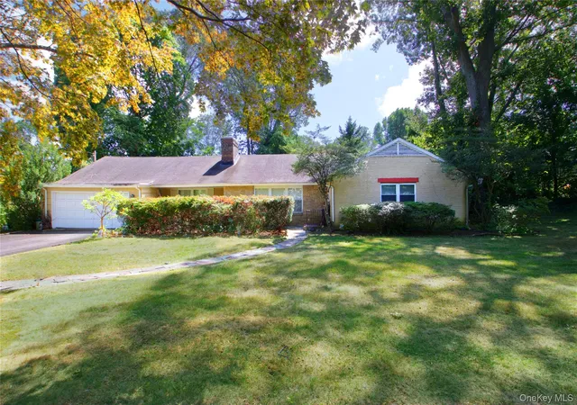 2nd image of 82 The Serpentine, Roslyn, NY 11576 | MLS# 1016367