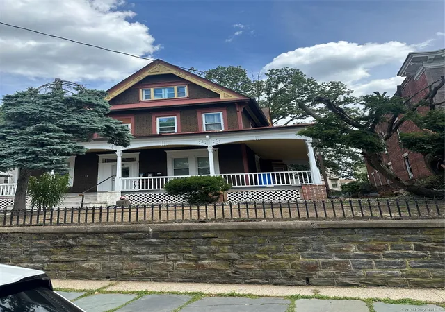 1st image of 121 N Terrace Ave, Mount Vernon, NY 10550 | MLS# 1016404